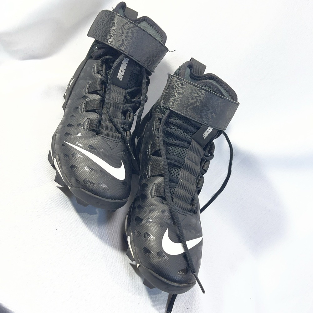 Men's Sizes 8 Nike Force Savage Shark 2 Wide Black Football Cleats BV0151-001